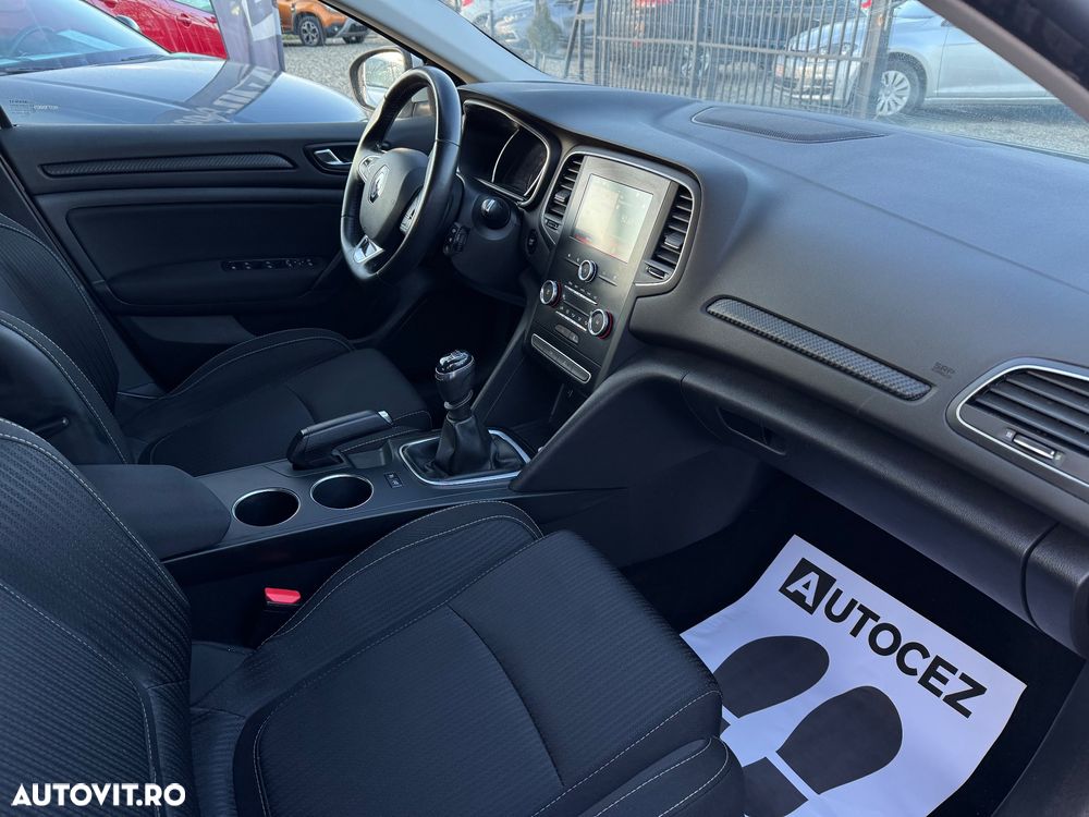 Renault Megane 1.5 dCi Expression - 9