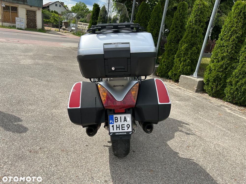Honda ST - 11