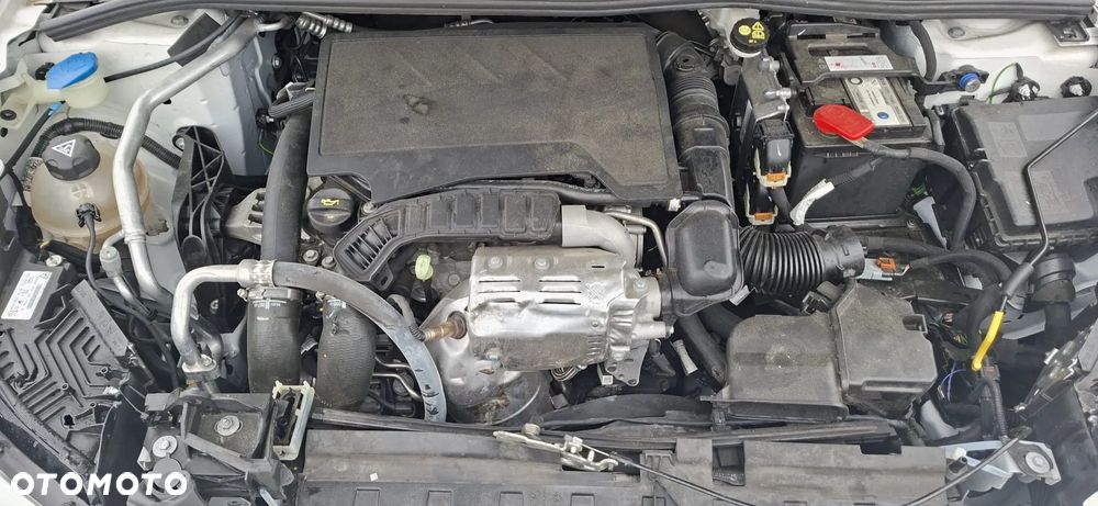 Peugeot 308 1.2 PureTech GPF Active Pack S&S EAT8 - 20