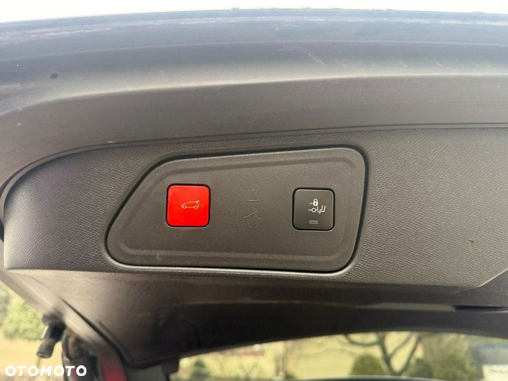 Peugeot 3008 1.6 PureTech Hybrid PHEV Active Pack S&S EAT8 - 5