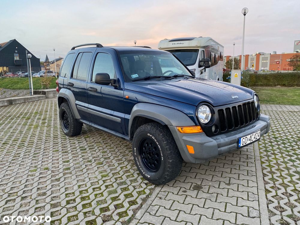 Jeep Cherokee 2.4 Sport - 4