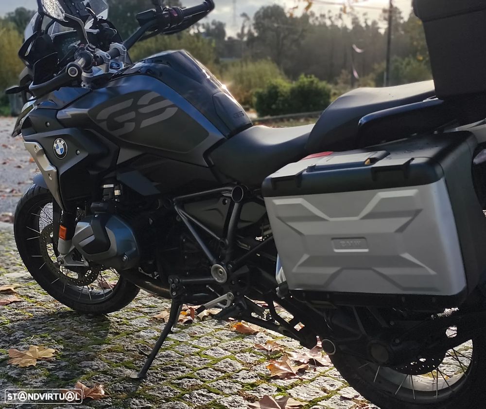 BMW R 1250 GS TRIPLE BLACK - 12