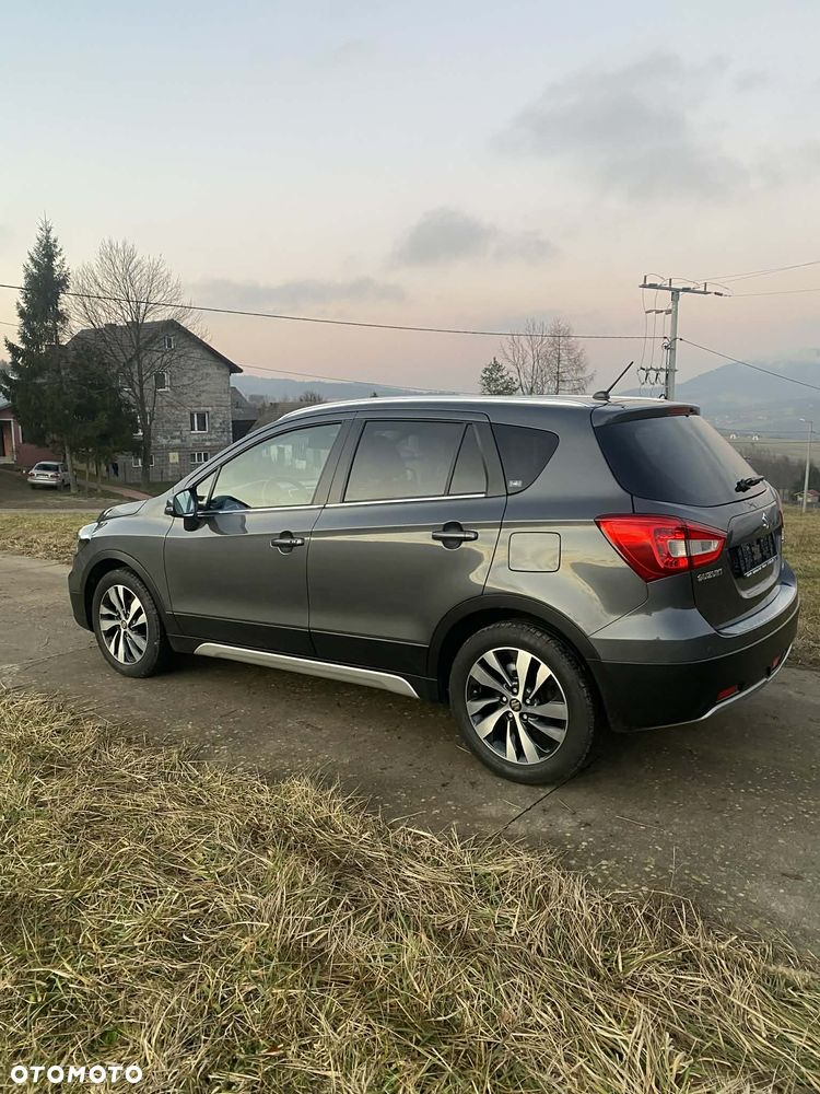 Suzuki SX4 S-Cross 1.4 T Elegance Sun 4WD - 3