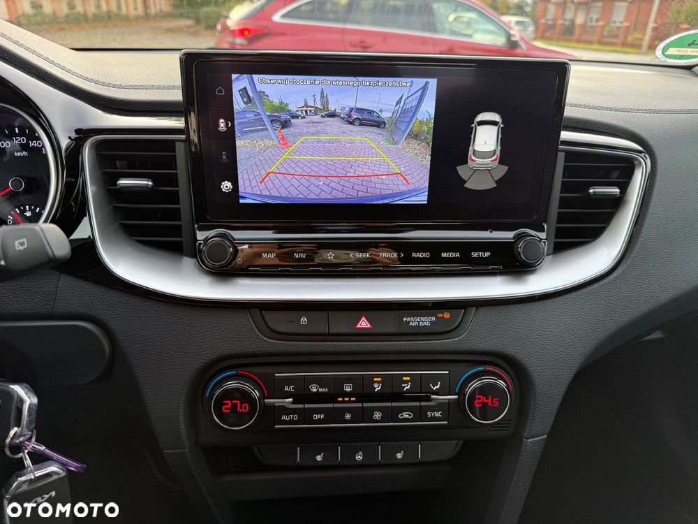 Kia XCeed 1.5 T-GDI L Business Line DCT - 17