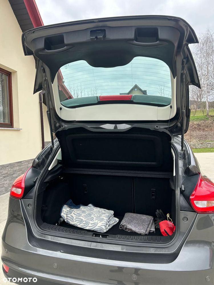 Ford Focus 2.0 TDCi Titanium ASS PowerShift - 4