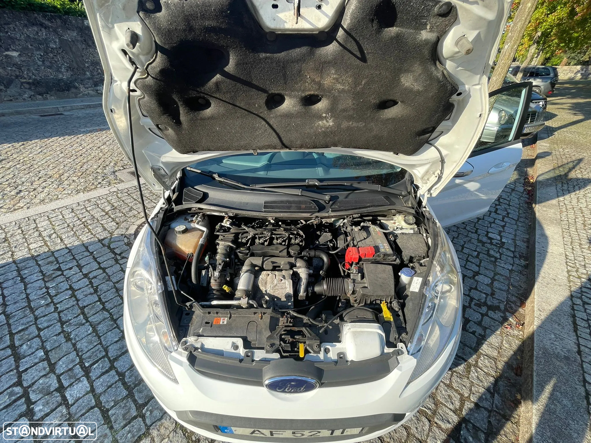 Ford Fiesta - 9