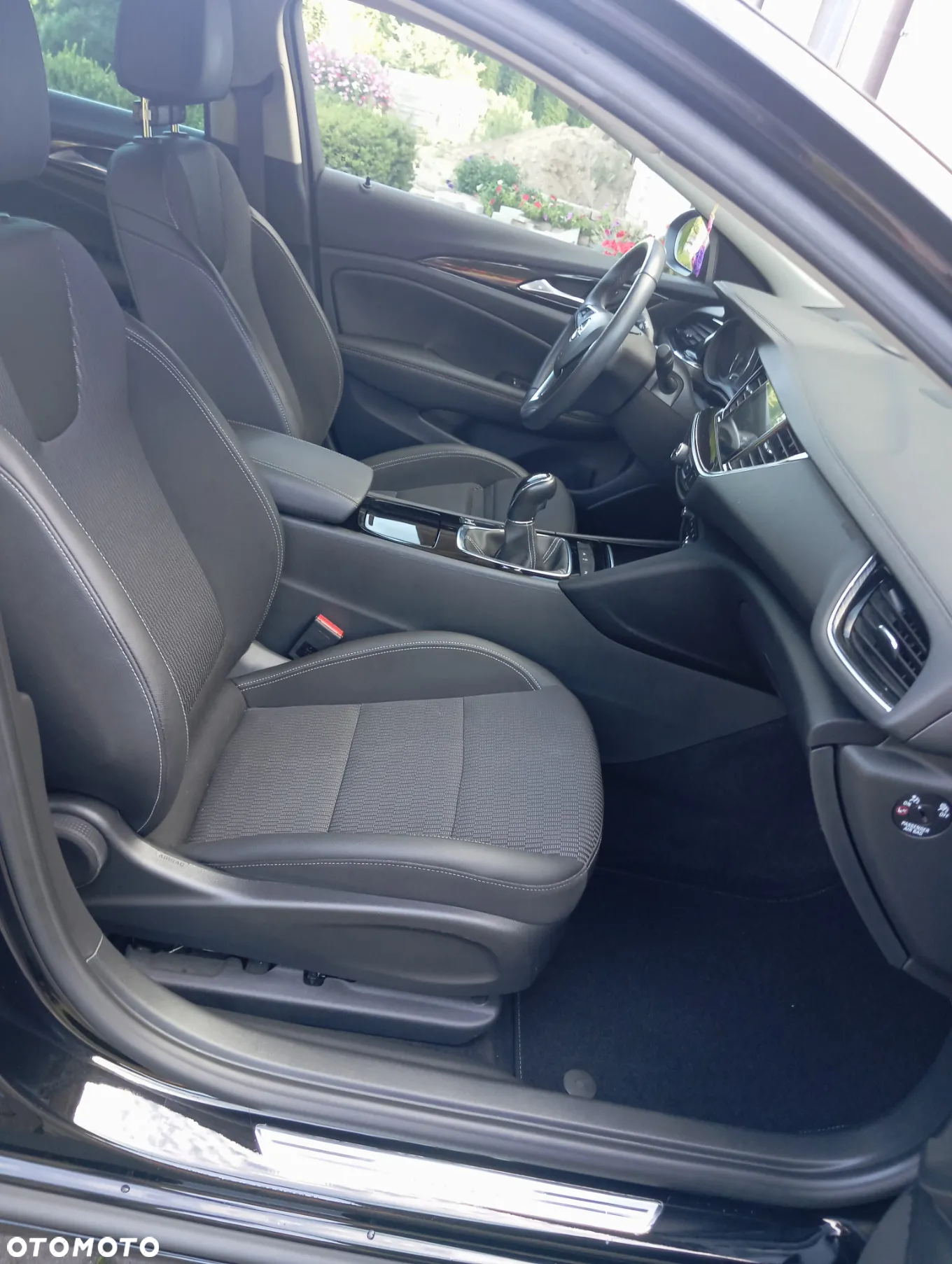 Opel Insignia 1.5 T Elite S&S - 17