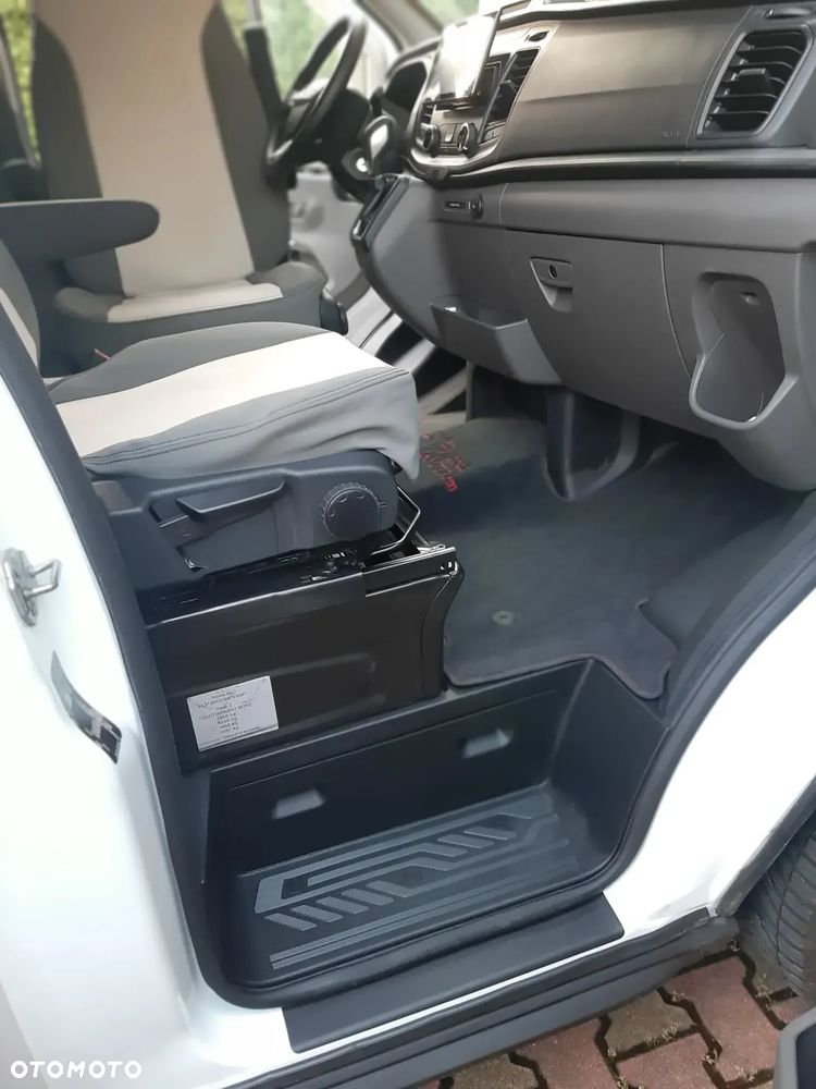 Ford SAMOCHÓD SPECJALNY KEMPINGOWY - 7