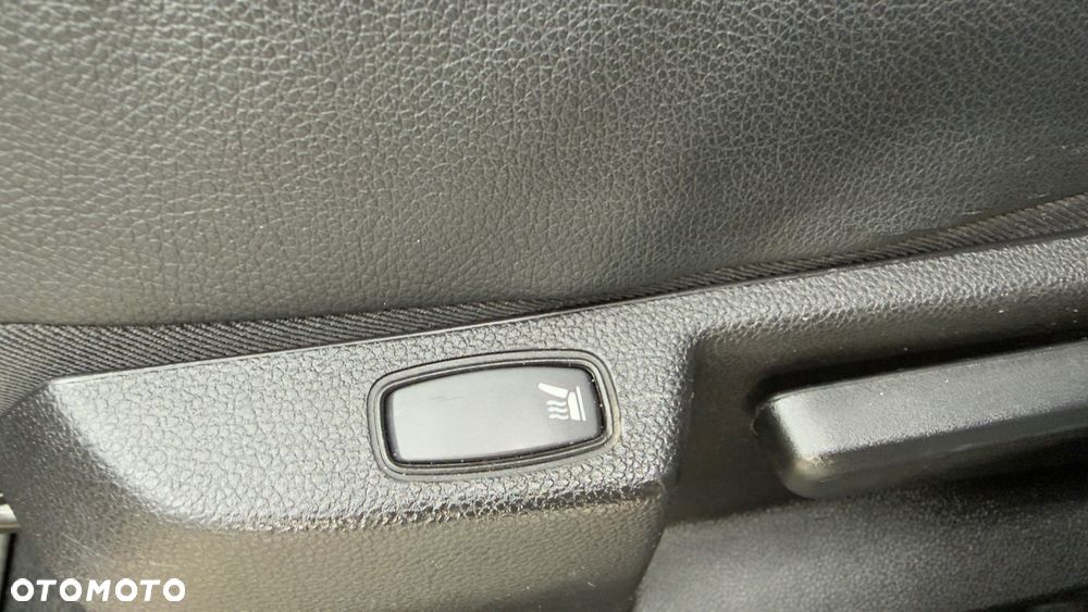 Dacia Sandero Stepway 1.5 dCi Laureate S&S - 26