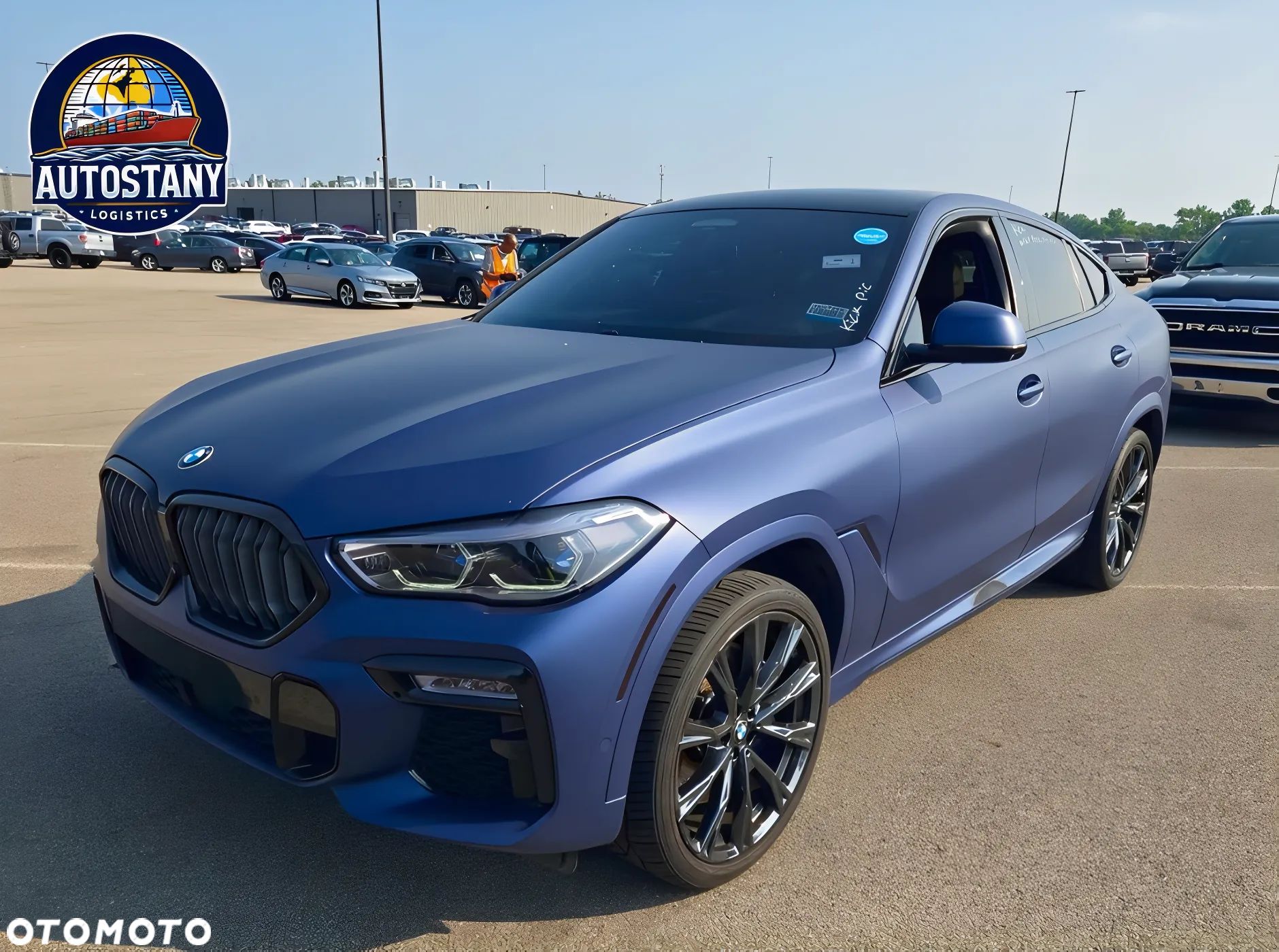 BMW X6 M50i