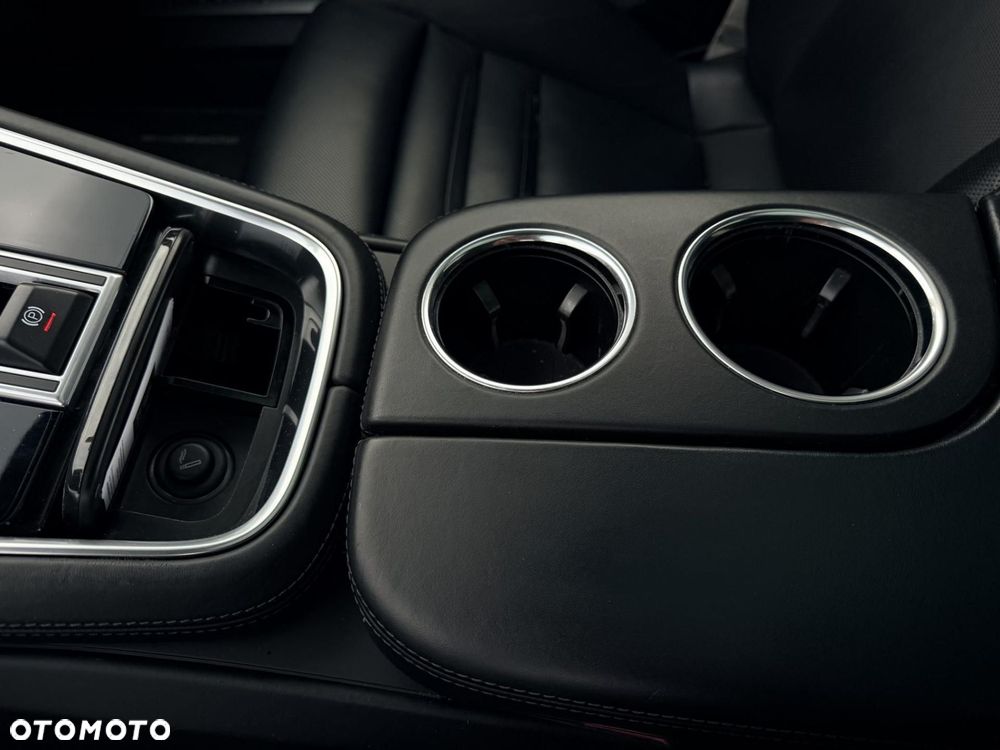 Porsche Panamera Turbo S E-Hybrid - 28