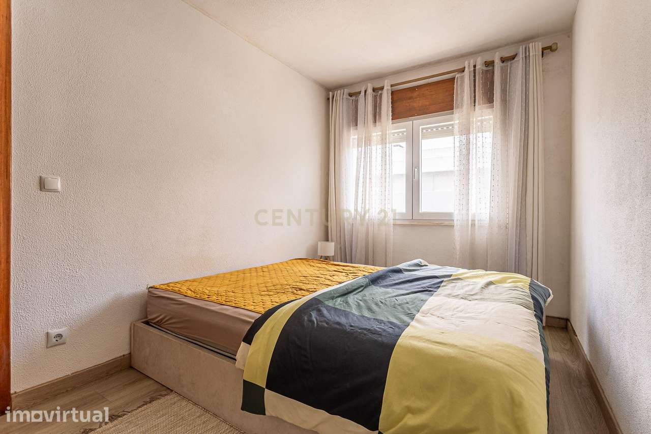 T2 Totalmente Renovado | 101 m² | Praça de Portugal | Pronto a Habitar - Grande imagem: 5/23