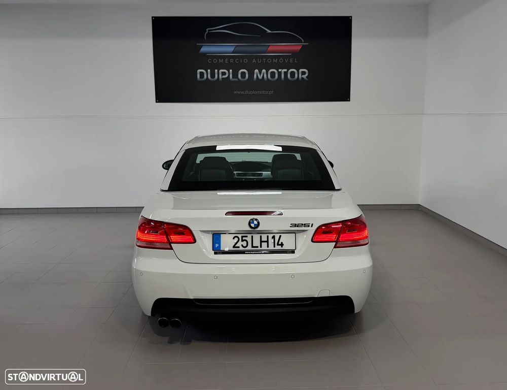 BMW 325 i M Sport Edition - 12