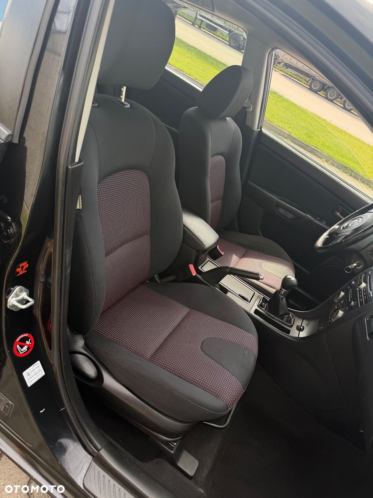 Mazda 3 1.6 Sport Comfort - 23