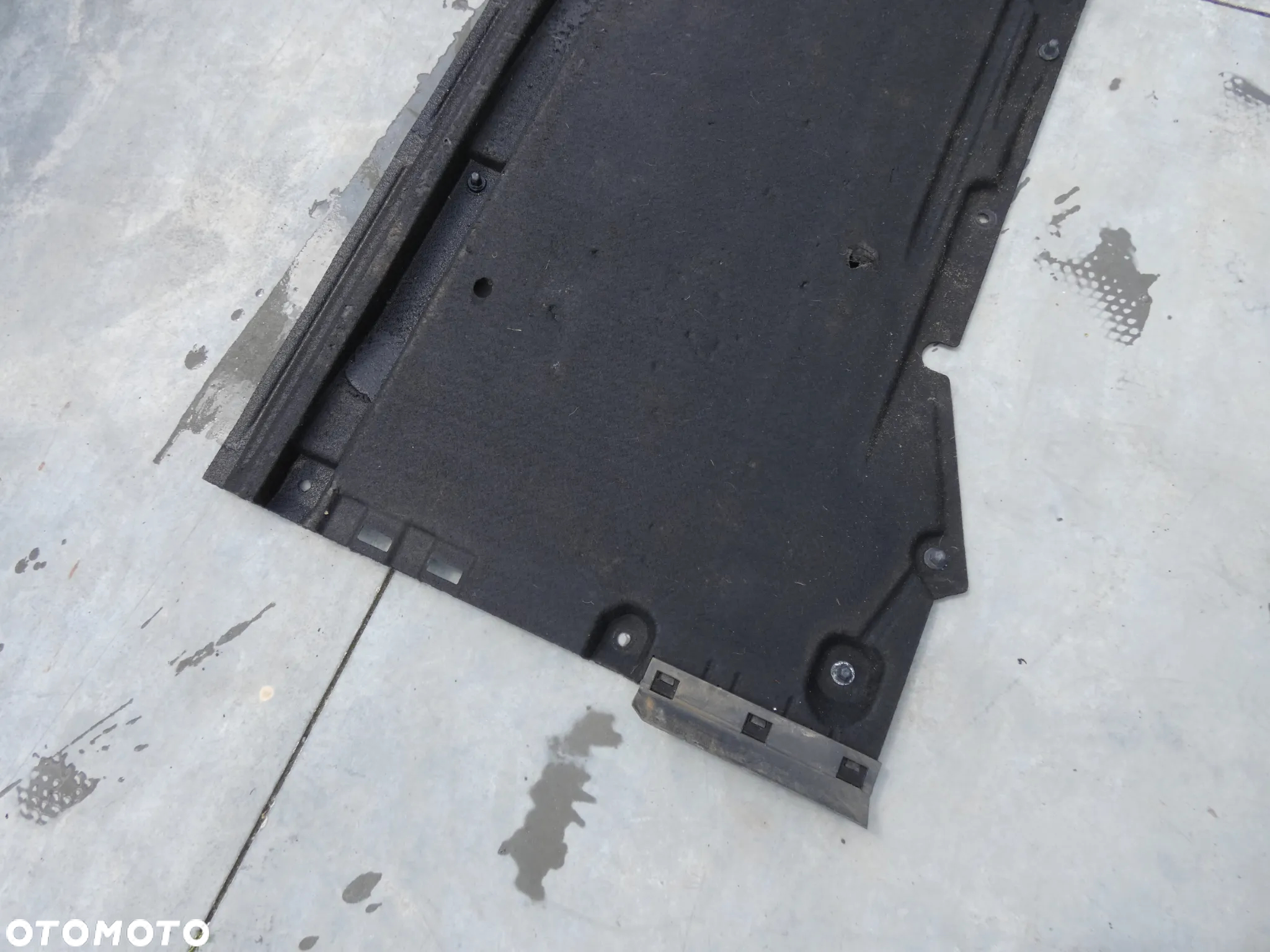 AUDI A4 B8 LIFT OSŁONA PODWOZIA PŁYTA PODŁOGI PRAWA DOLNA 8K0825208H D70 - 2