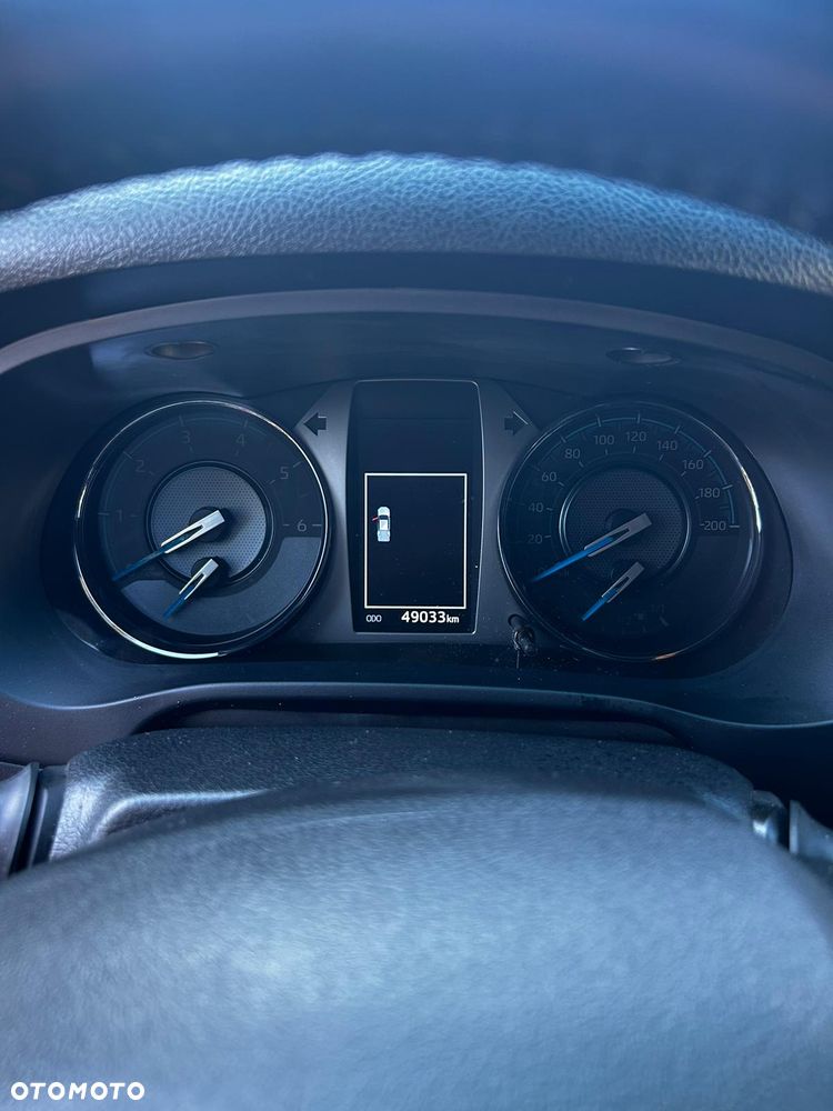 Toyota Hilux 2.8 D-4D Double Cab Invincible 4x4 - 8