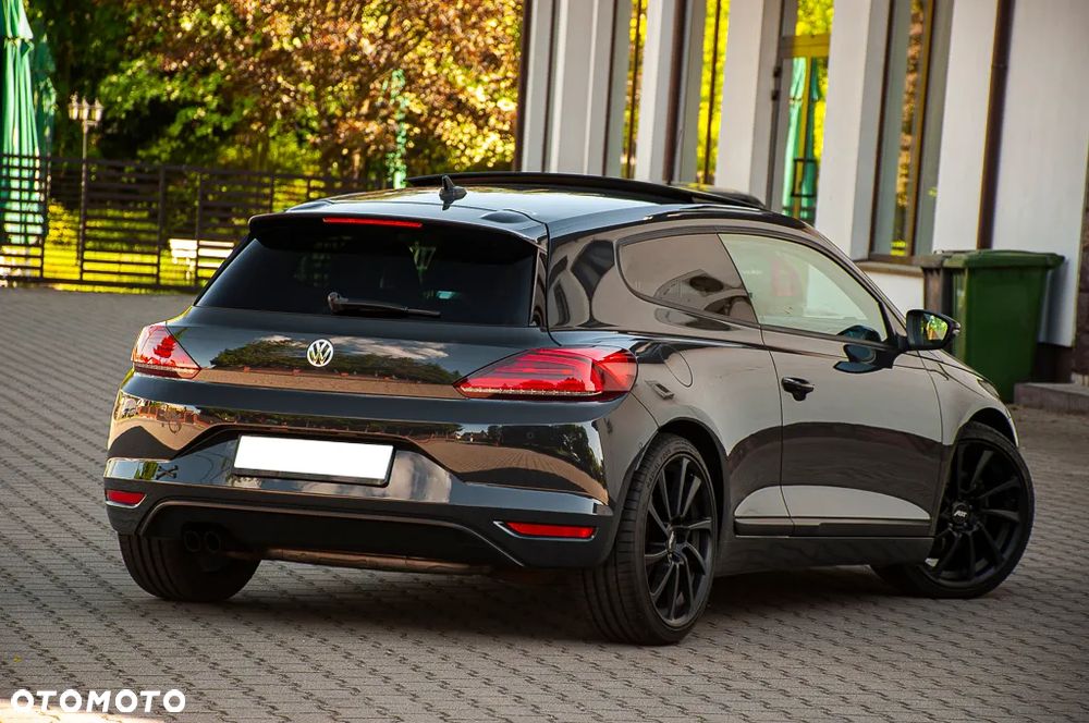 Volkswagen Scirocco 2.0 TSI (BlueMotion Technology) DSG - 11