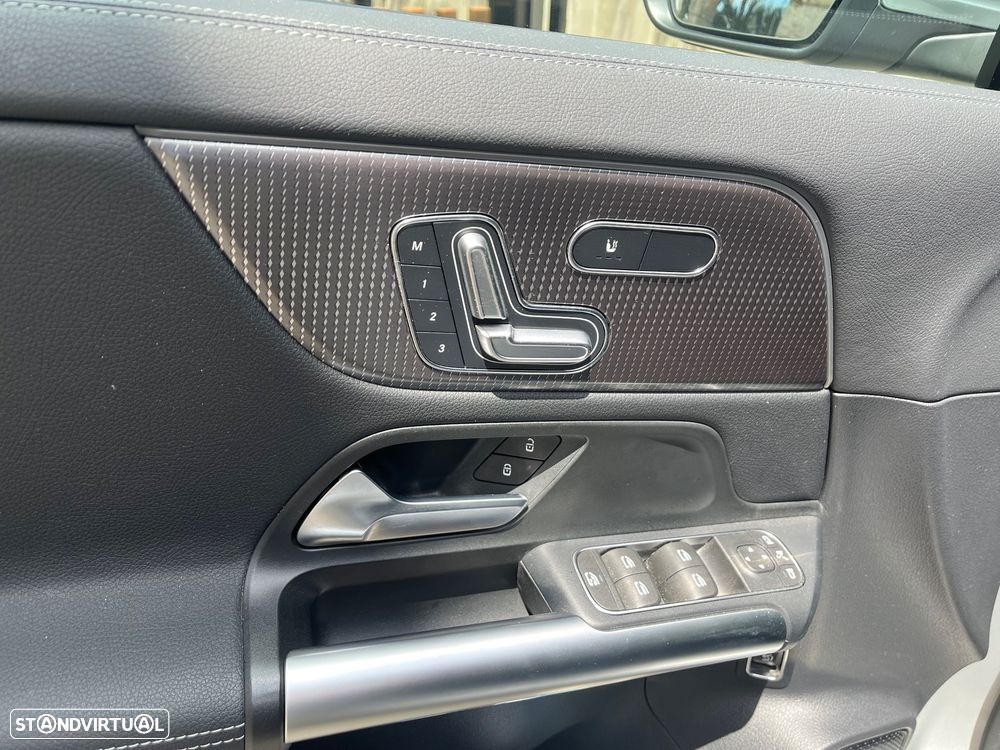 Mercedes-Benz GLA 200 Progressive - 4