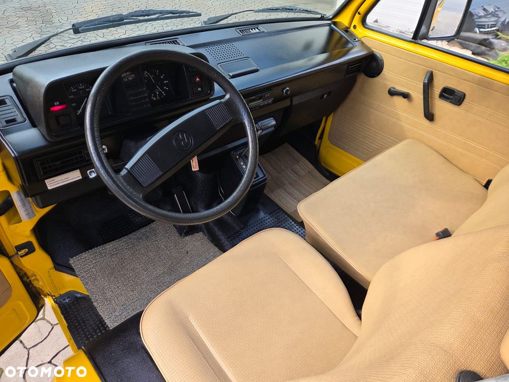 Volkswagen Transporter - 9