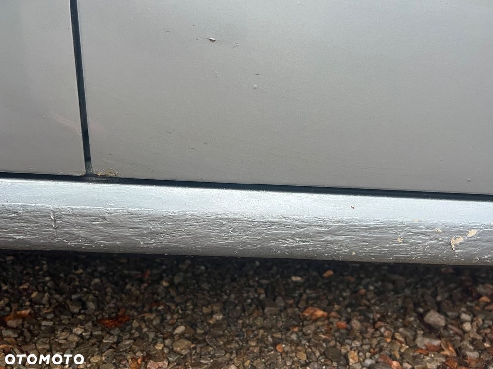 Skoda Fabia 1.4 16V Ambiente + - 21