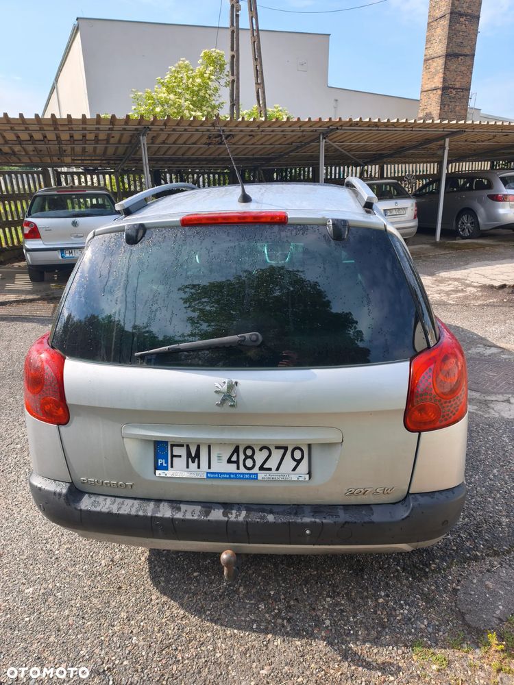 Peugeot 207 90 HDi FAP (Blue Lion) Filou - 3