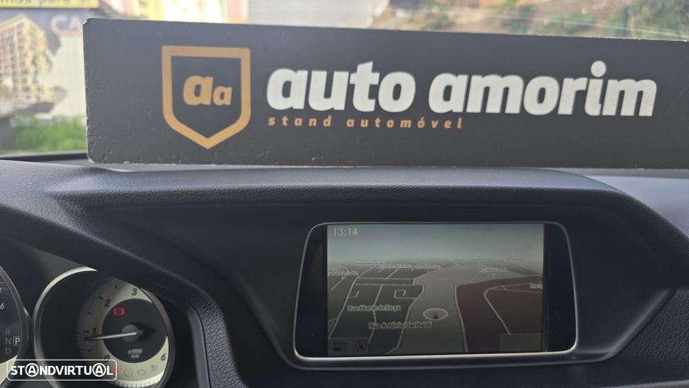 Mercedes-Benz E 250 CDi Avantgarde BlueEfficiency Auto. - 27