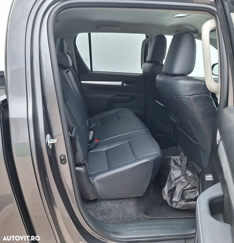 Toyota Hilux 2.4D 150CP 4x4 Double Cab AT Executive - 8
