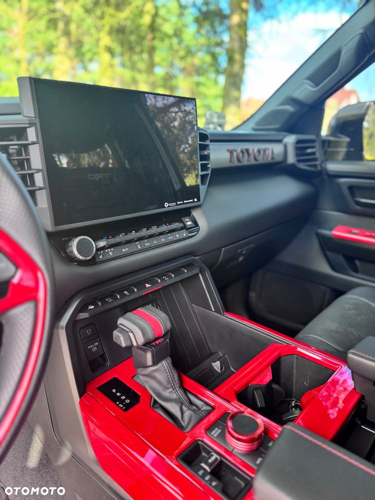 Toyota Tundra - 10