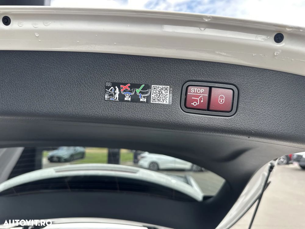 Mercedes-Benz GLC 300 e 4Matic 9G-TRONIC Edition AMG Line - 25