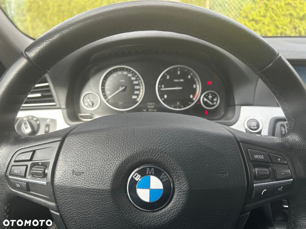 BMW Seria 5 520d - 21