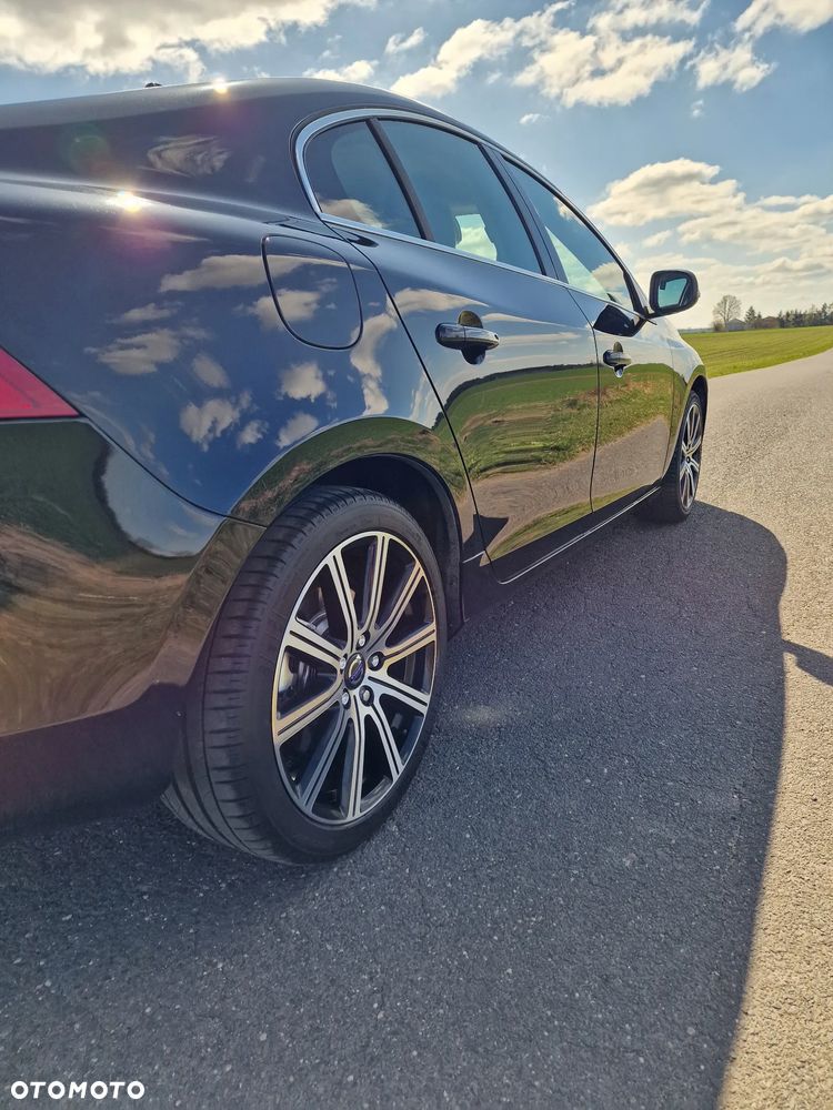 Volvo S60 D4 Geartronic Momentum - 9
