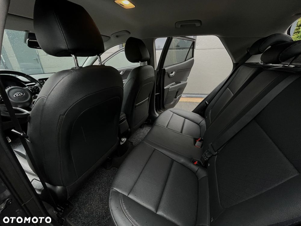 Kia Stonic 1.6 CRDi L - 34