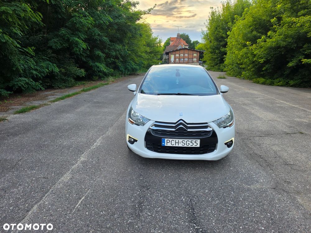 Citroën DS4 e-HDi 115 Chic - 7