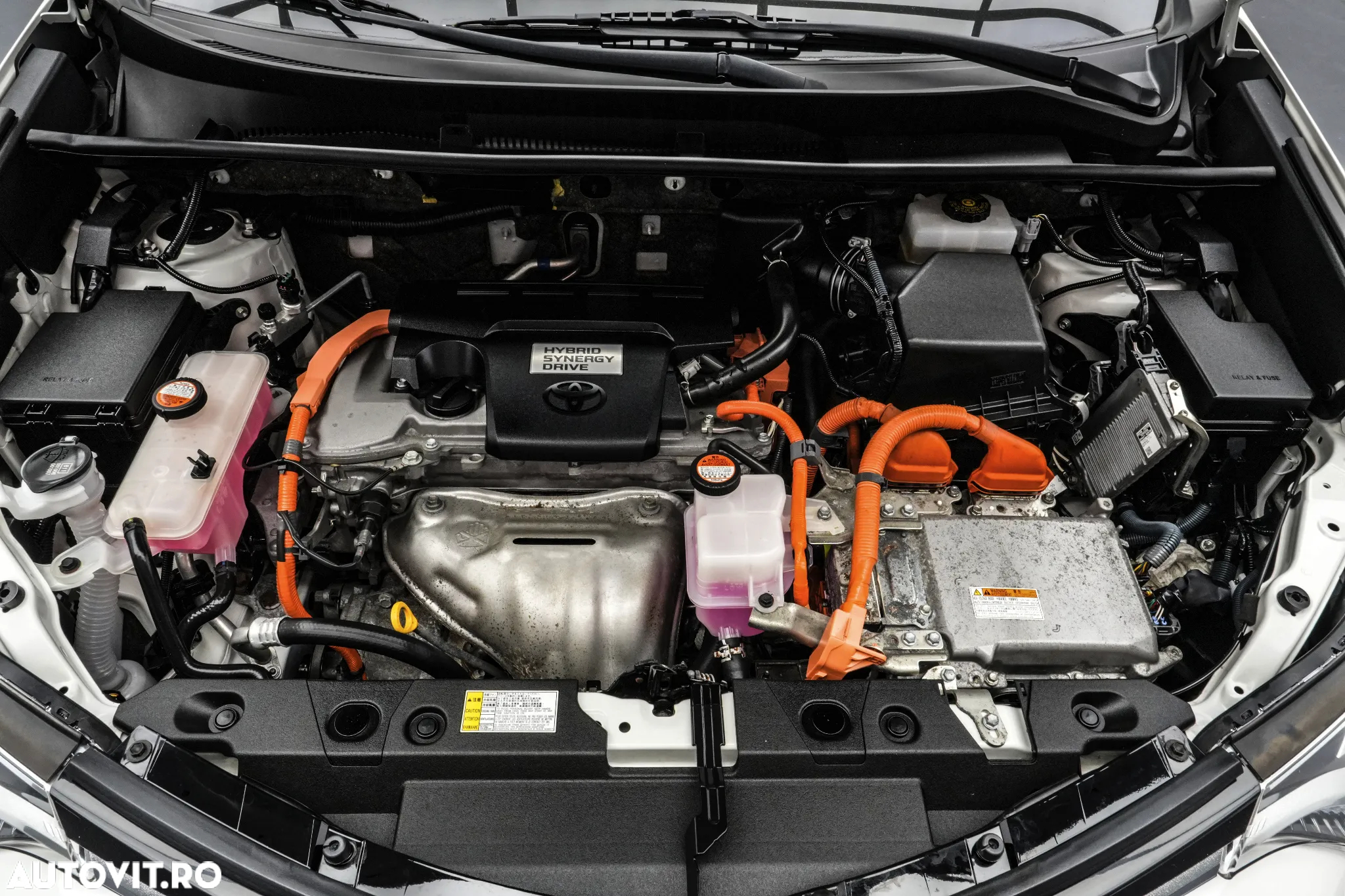 Toyota RAV4 2.5 VVT-i HSD 4x2 Executive - 29