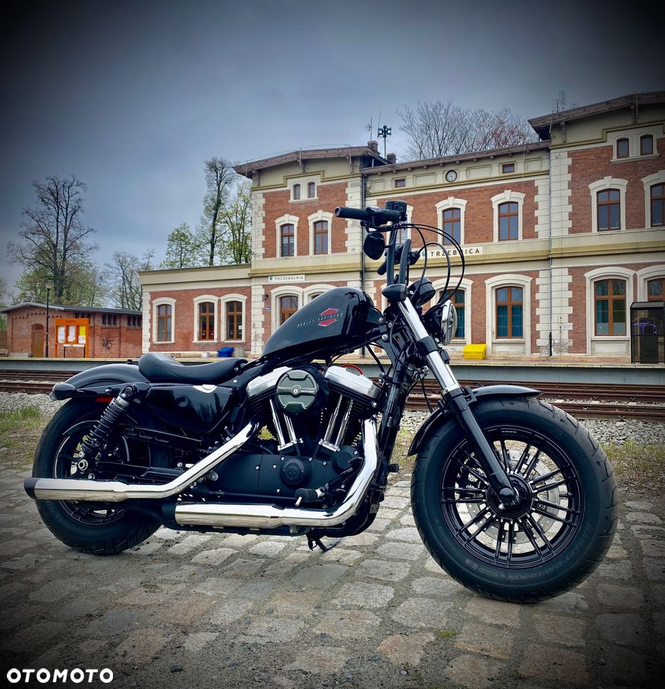 Harley-Davidson Sportster Forty-Eight - 2