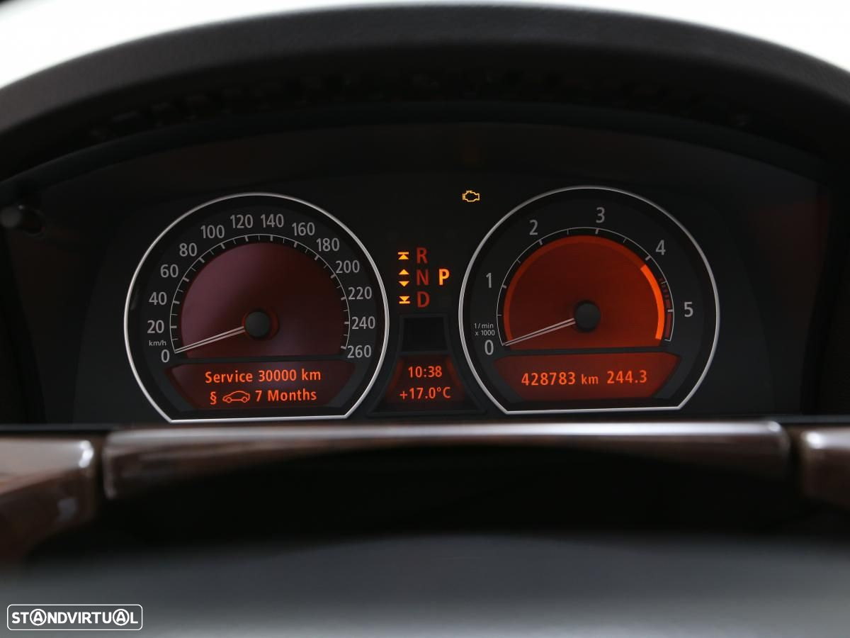BMW 730 d - 25