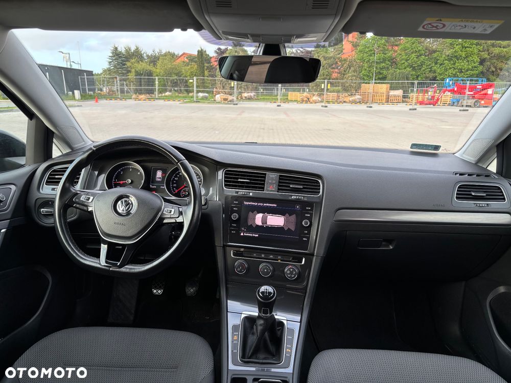 Volkswagen Golf 1.6 TDI BMT Comfortline - 14