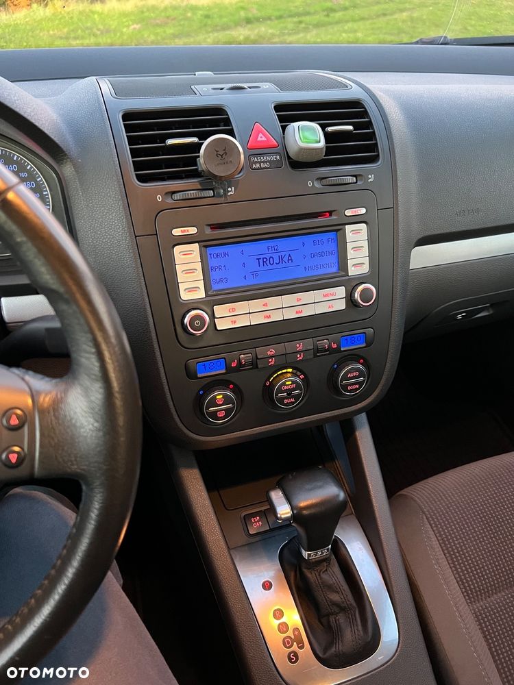 Volkswagen Jetta 1.4 TSI DSG Comfortline - 15
