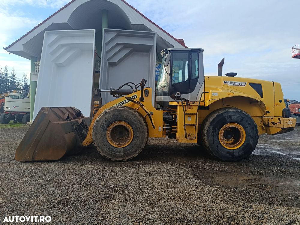 New Holland W231 - 5