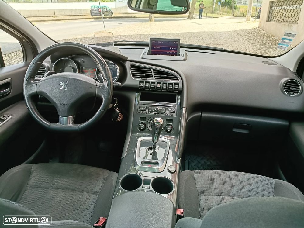 Peugeot 3008 1.6 e-HDi Allure CMP6 - 6