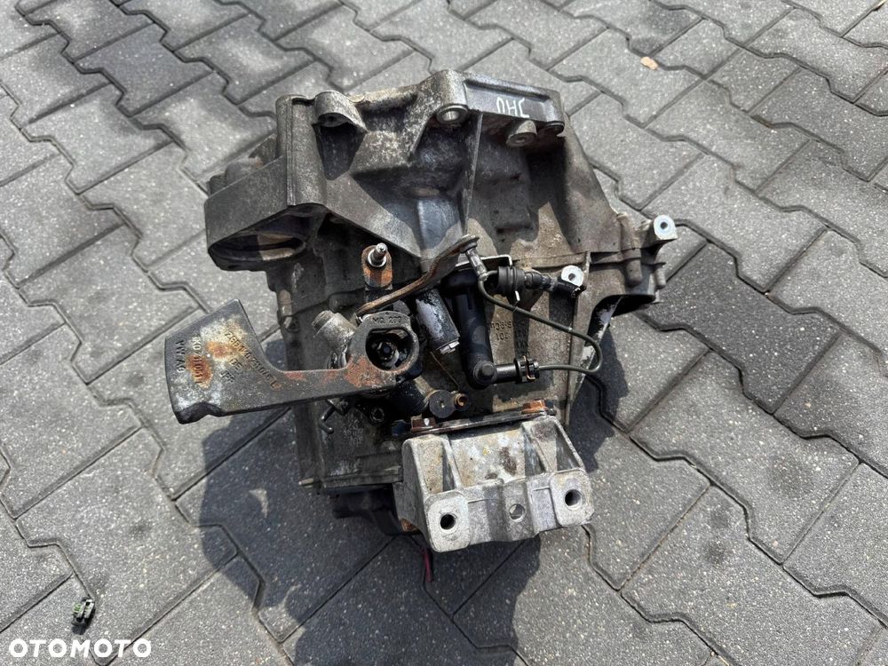 SKRZYNIA BIEGÓW 1.4 16V JHU SKODA OCTAVIA 2008 - 1