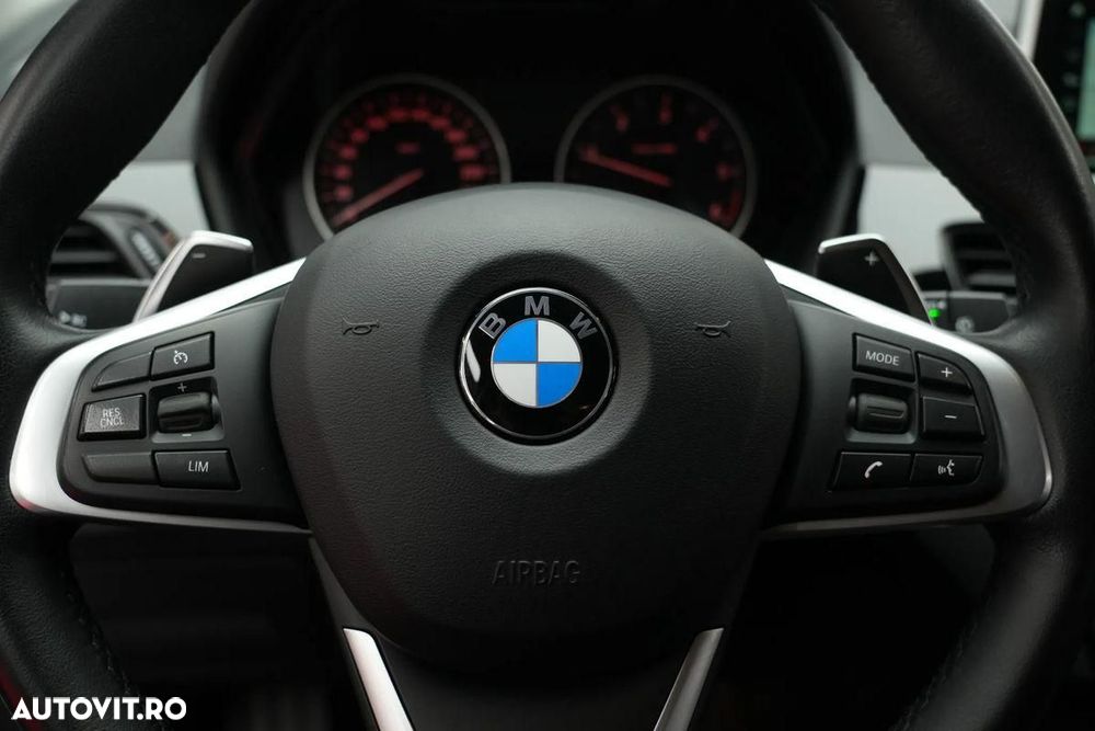 BMW X1 sDrive18d Aut. Sport Line - 7