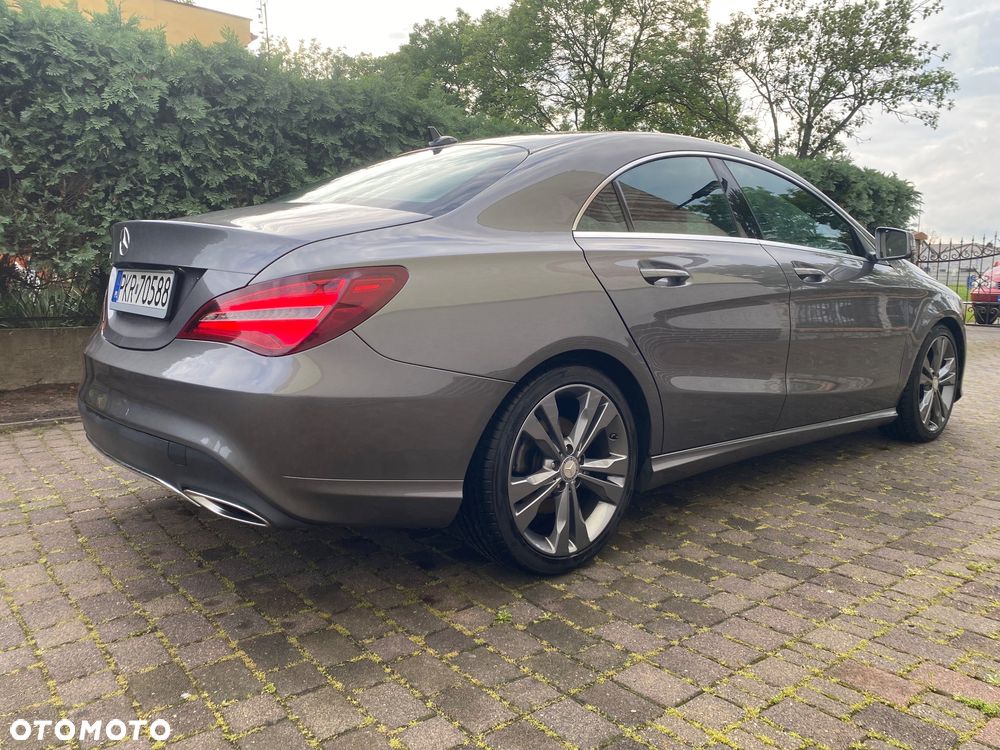 Mercedes-Benz CLA 220 (CDI) d 4Matic 7G-DCT Urban - 10