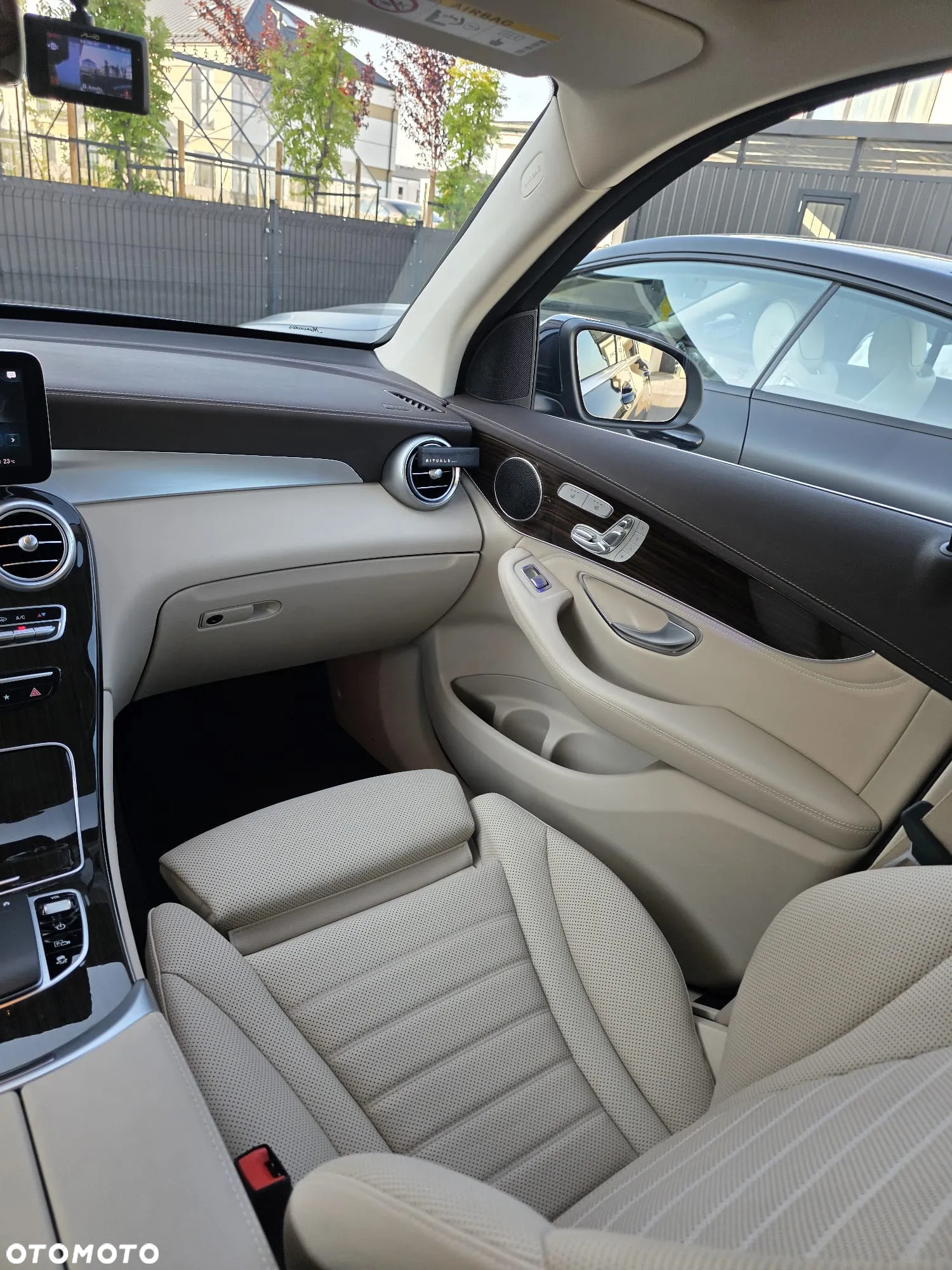 Mercedes-Benz GLC 220 d - 12