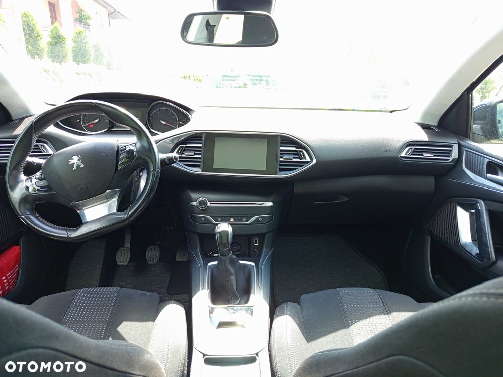 Peugeot 308 - 4
