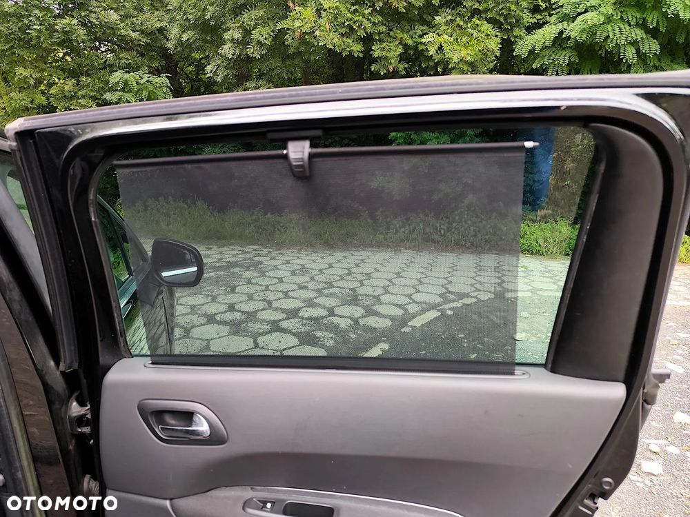 Peugeot 5008 HDI FAP 150 Family Plus - 23