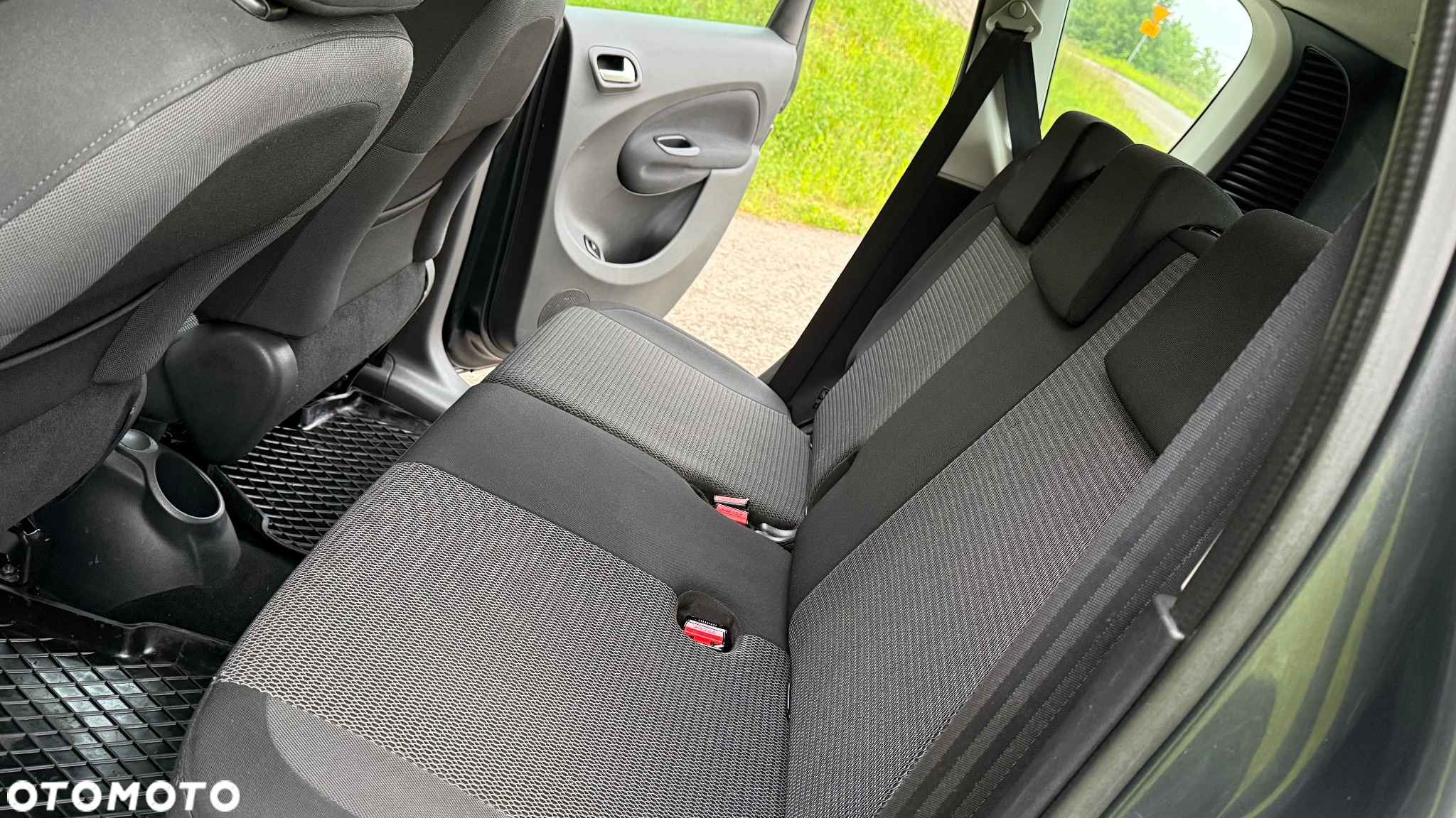 Citroën C3 Picasso 1.6 HDi Attraction - 20