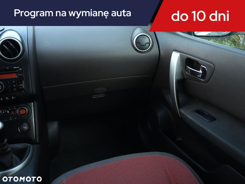Nissan Qashqai - 10
