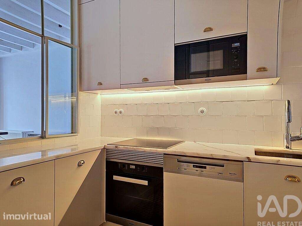 Apartamento T3 em Cedofeita, Santo Ildefonso, Sé, Miragaia, São Nicola - Grande imagem: 2/23