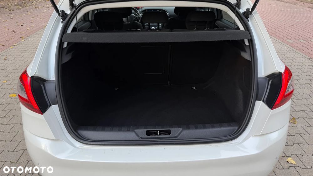 Peugeot 308 1.2 PureTech GPF Allure Pack S&S - 20